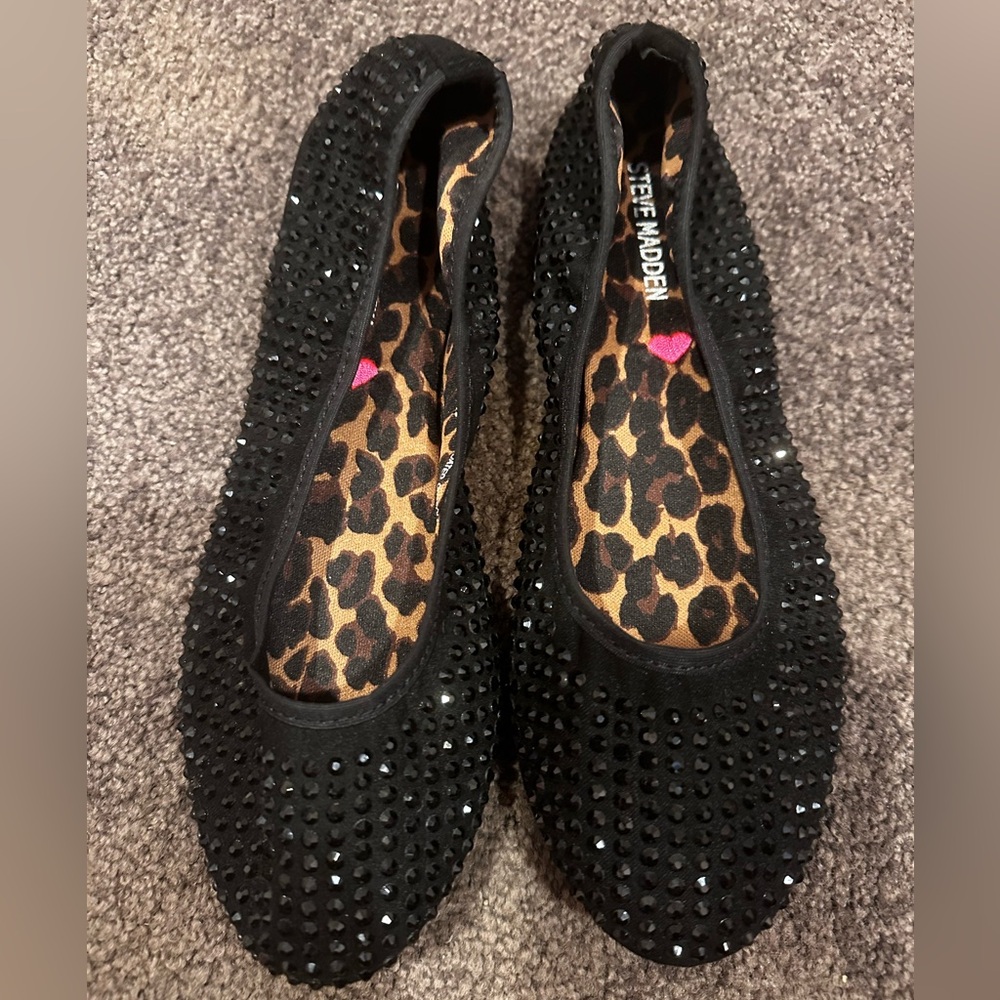 Steve Madden Black  rhinestone flats